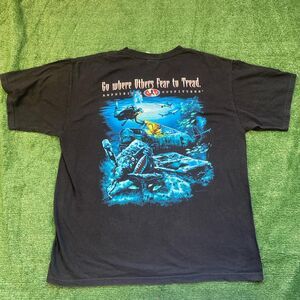 Vintage Y2K Aquarium Outfitters Ocean Tee